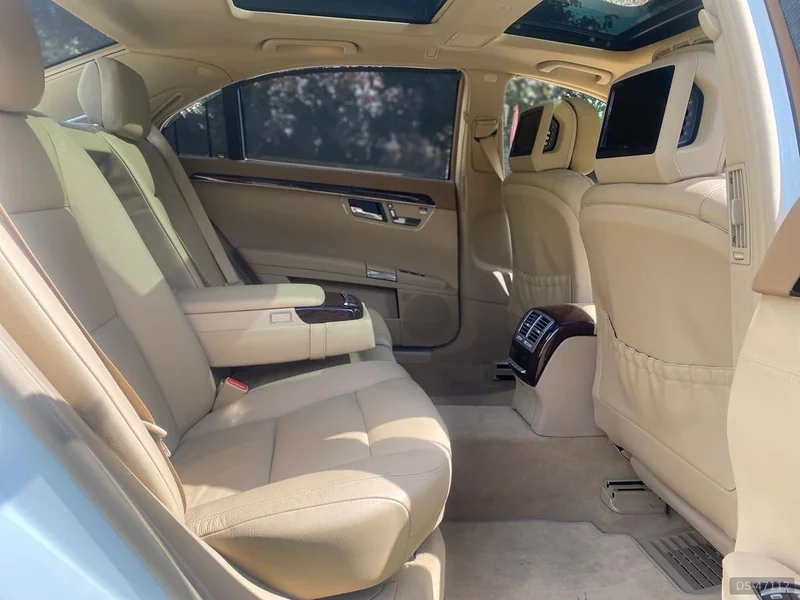 2010 Mercedes-Benz S500l in York 5