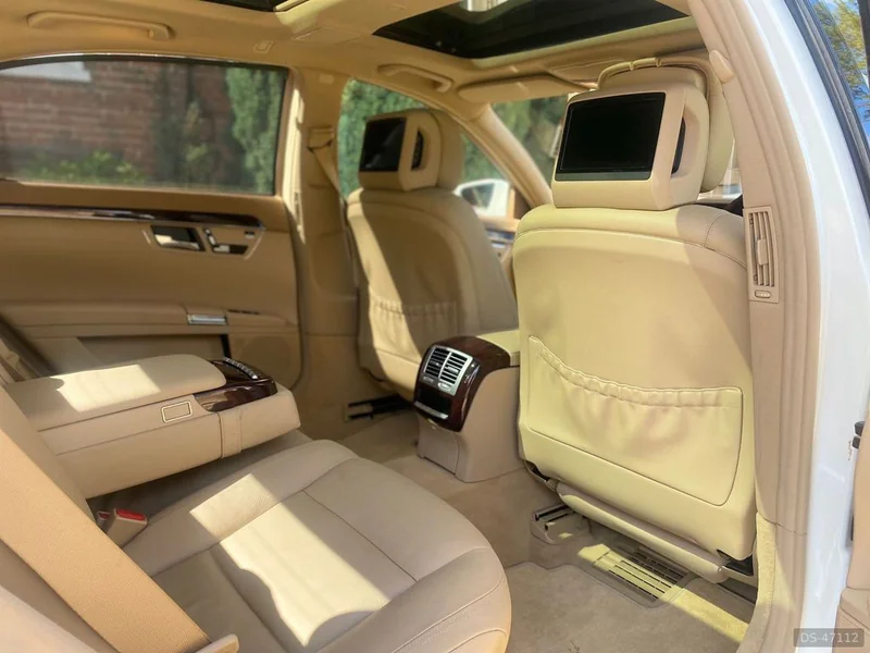 2010 Mercedes-Benz S500l in York 9