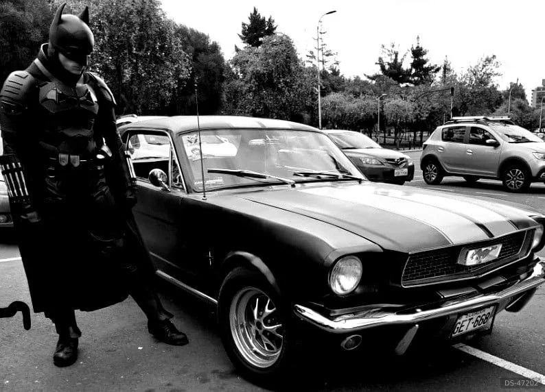 1966 Ford Mustang in Quito 4