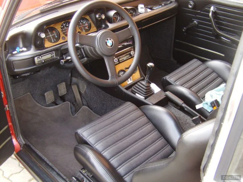 1974 BMW 2002 in Queijas 5
