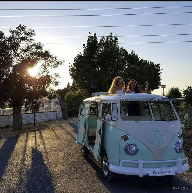 1965 Volkswagen T1 in Madrid 7