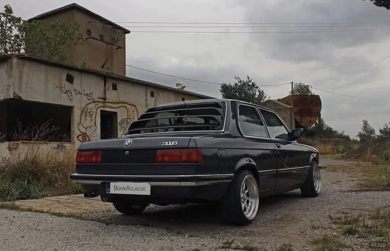1982 BMW 316 E21 in Barcelona 4