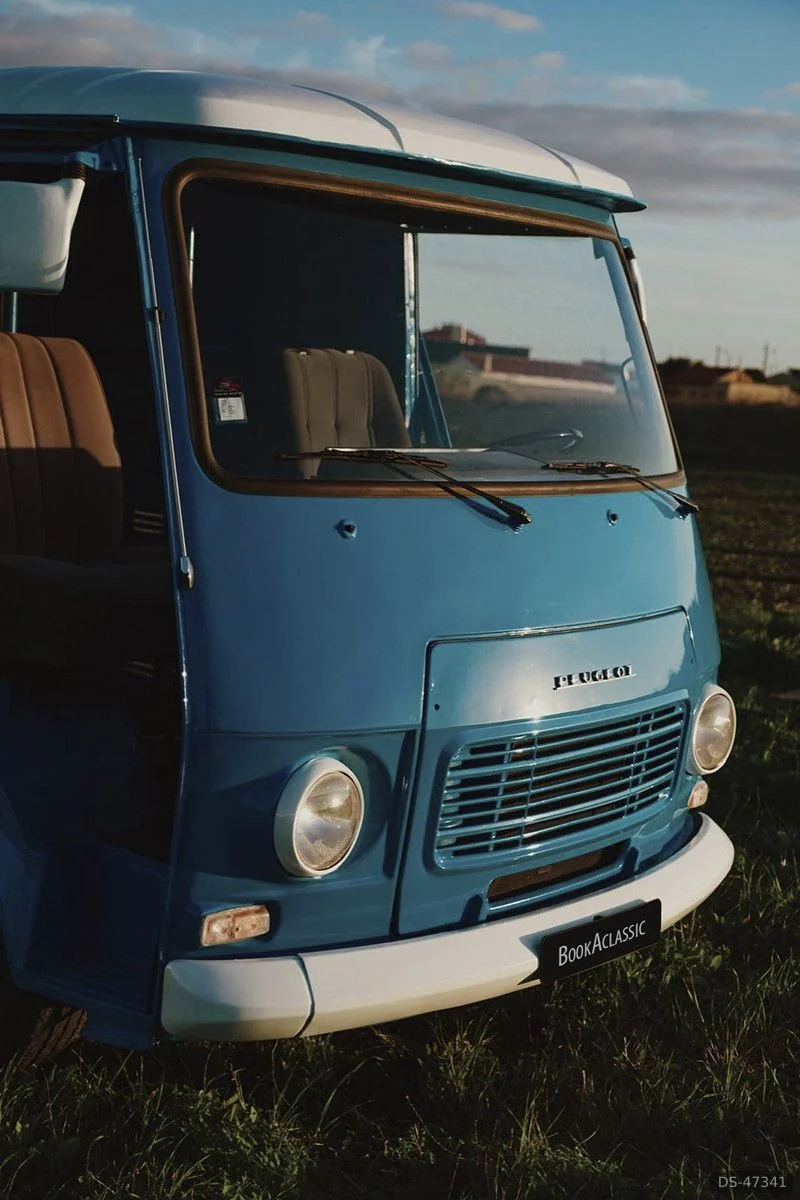 1970 Peugeot J7