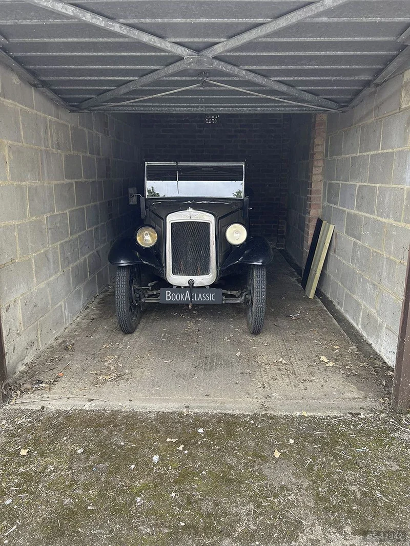 1932 Austin Opal in London 4