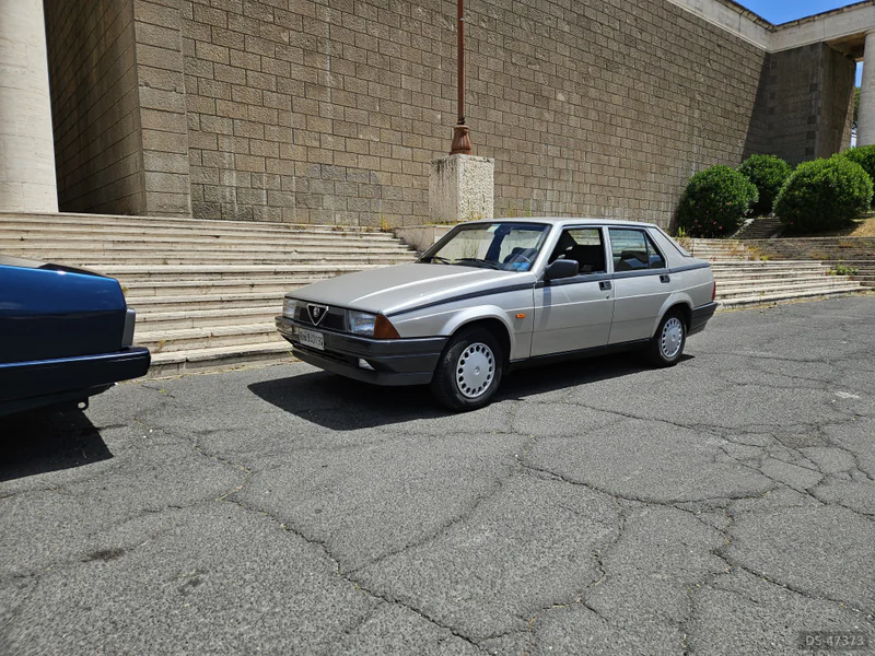 1989 Alfa Romeo 75 in Roma 2