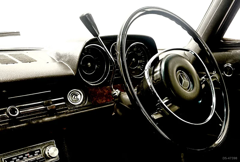 1971 Mercedes-Benz 250 Ce Coupe in London 5