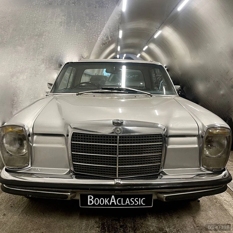 1971 Mercedes-Benz 250 Ce Coupe in London 3