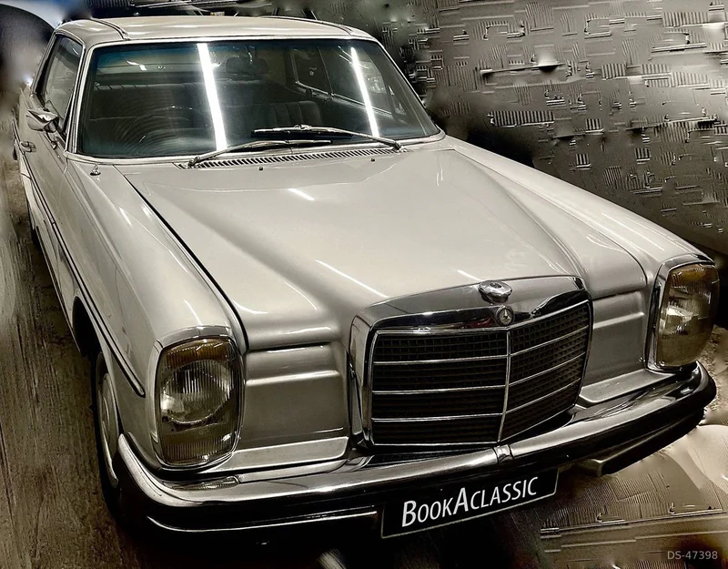 1971 Mercedes-Benz 250 Ce Coupe in London 4