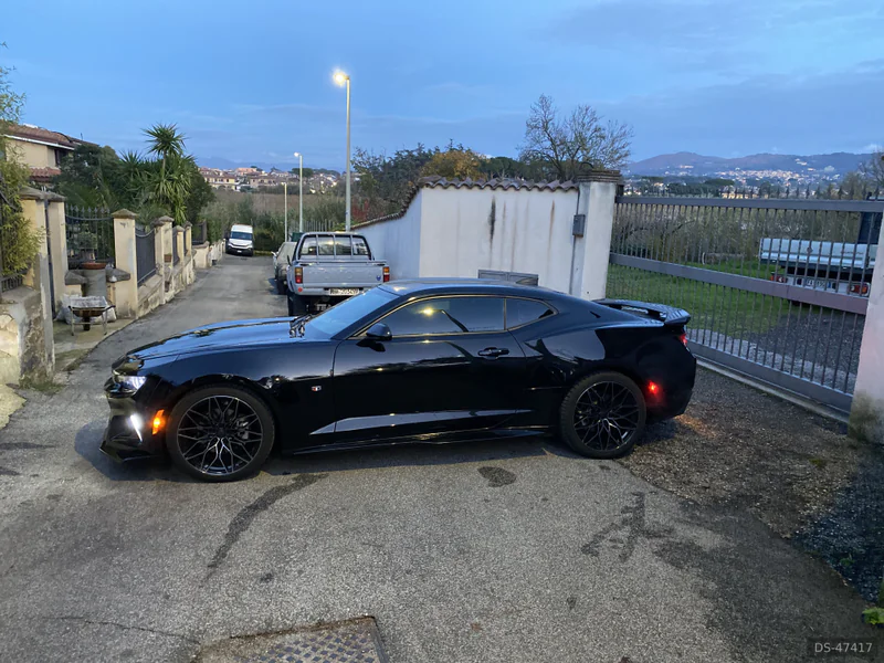 2018 Chevrolet Camaro in Roma 5