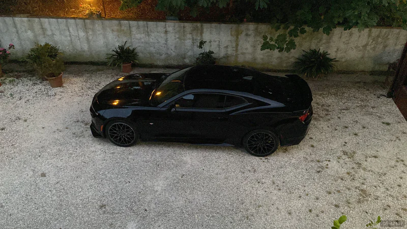 2018 Chevrolet Camaro in Roma 9