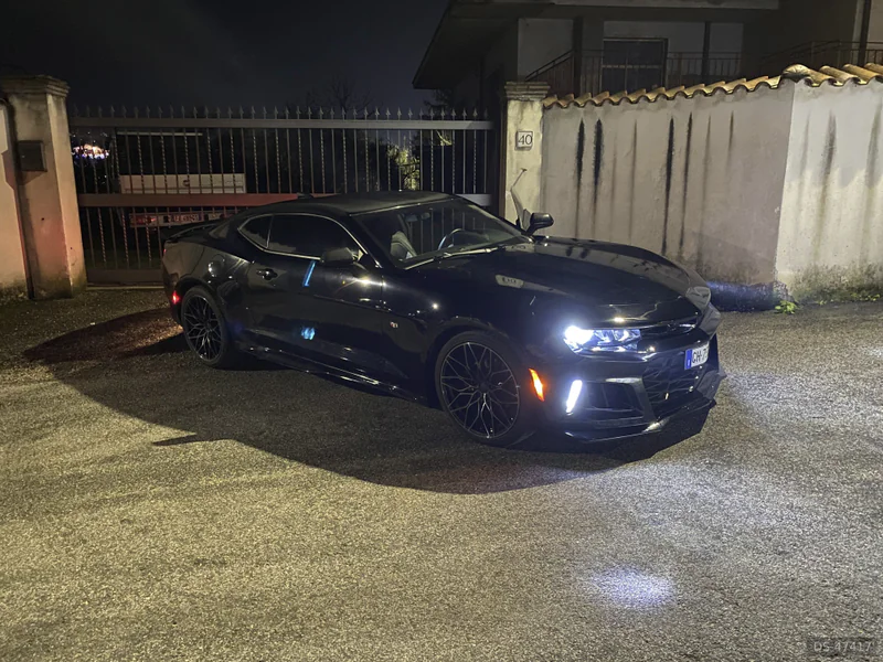2018 Chevrolet Camaro in Roma 4