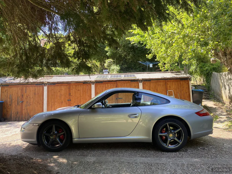 2005 Porsche 911 in Caterham 4