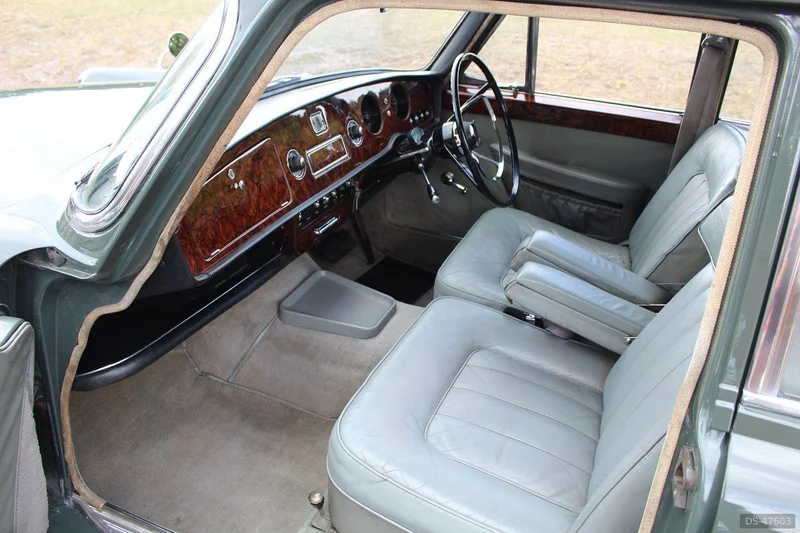 1967 BMC Vanden Plas Princess 4 Ltr in London 5