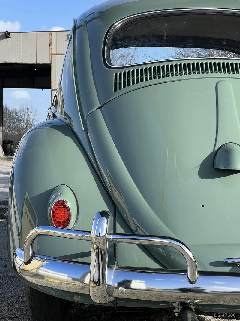 1958 Volkswagen Beetle in Veliko Tarnovo 2