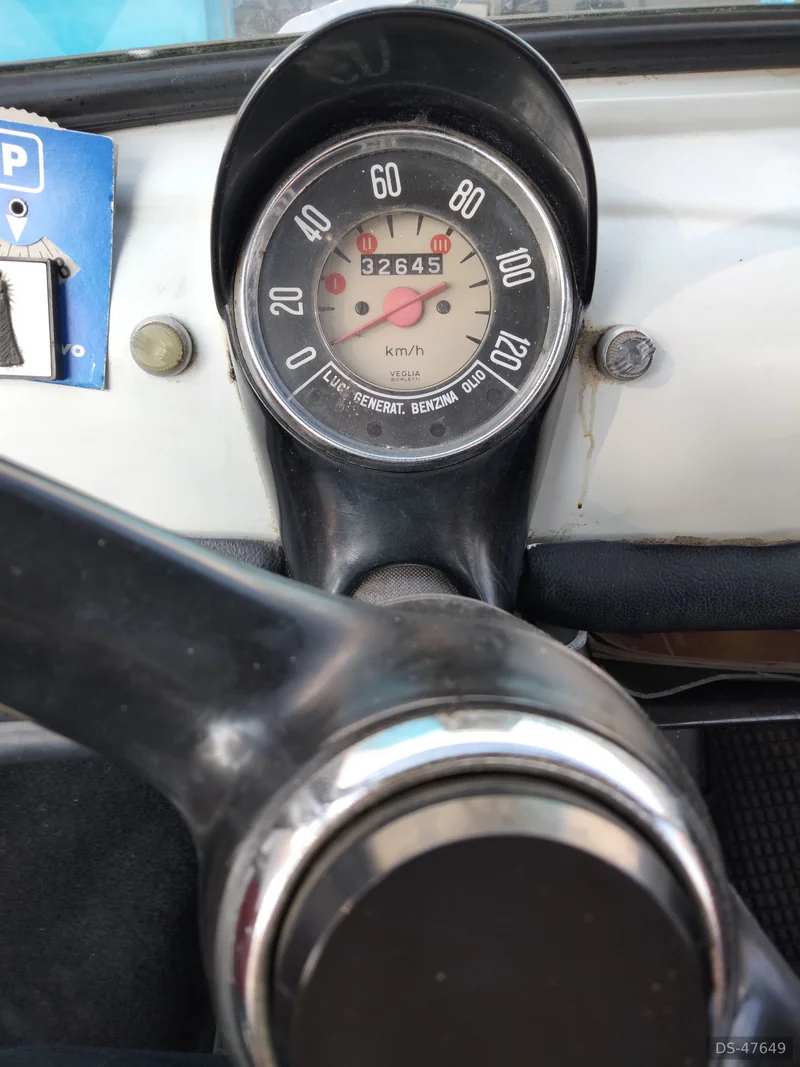 1975 Fiat 500 in Lizzano 12