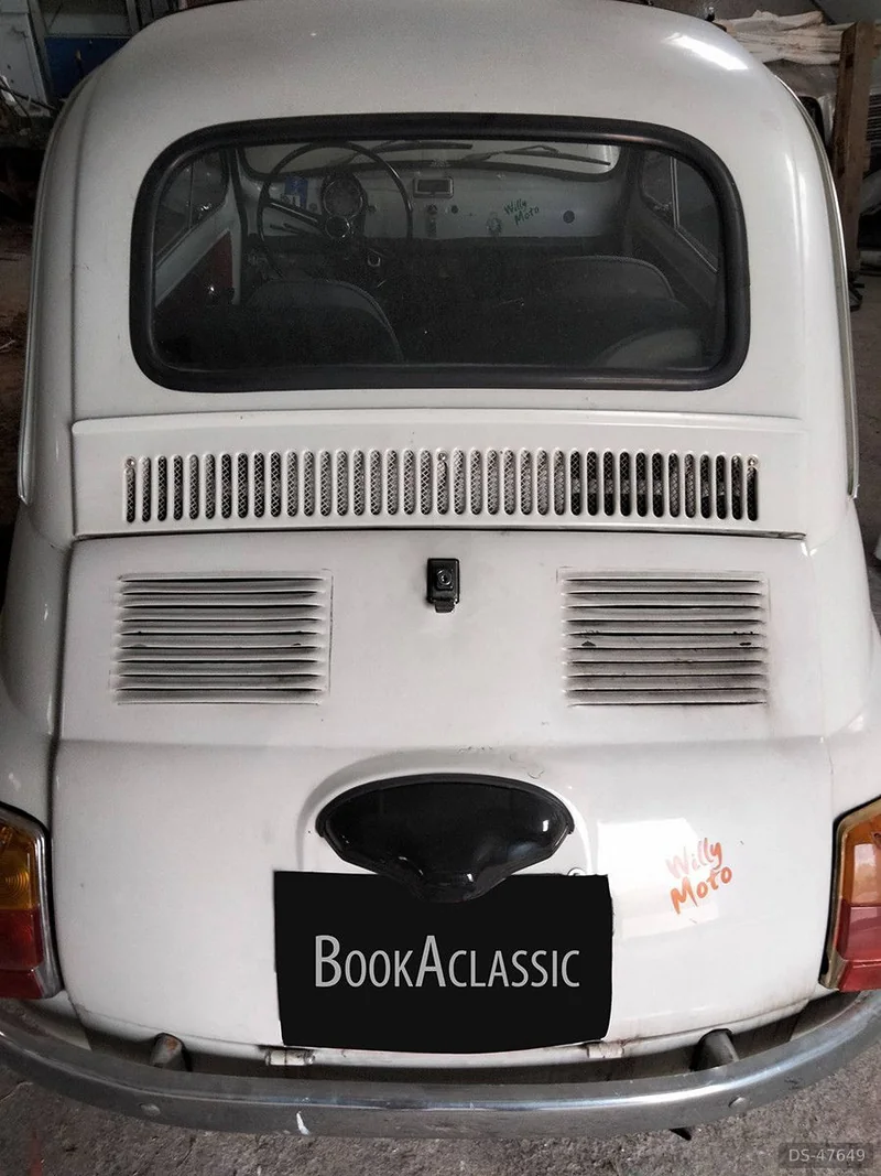 1975 Fiat 500 in Lizzano 3