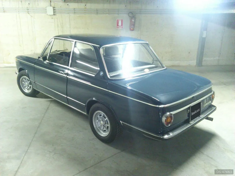 1971 BMW 2002 tii in Sarnico 6