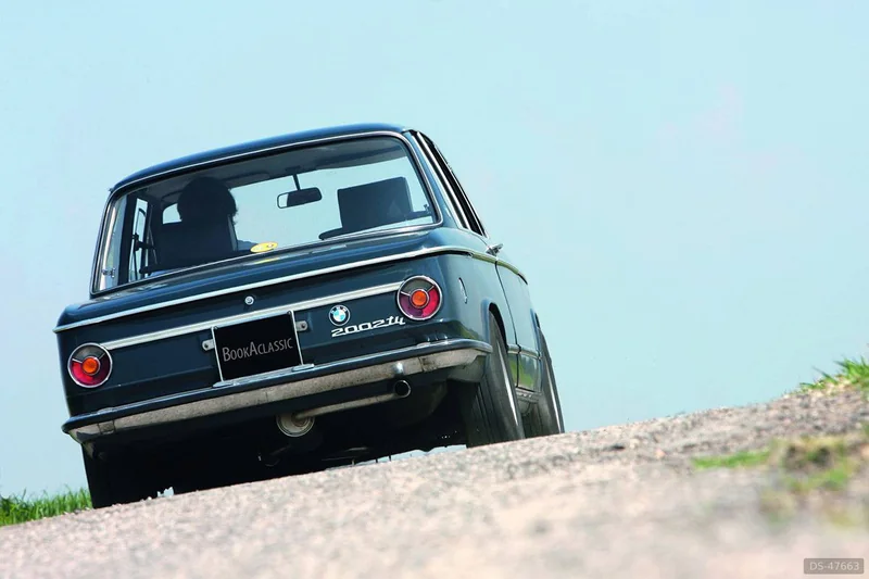 1971 BMW 2002 tii in Sarnico 4