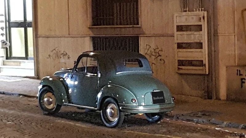 1950 Fiat 500 C Topolino in Napoli 3