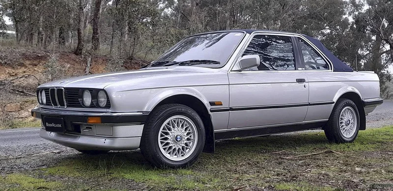 1986 BMW E30 in Banyule 3