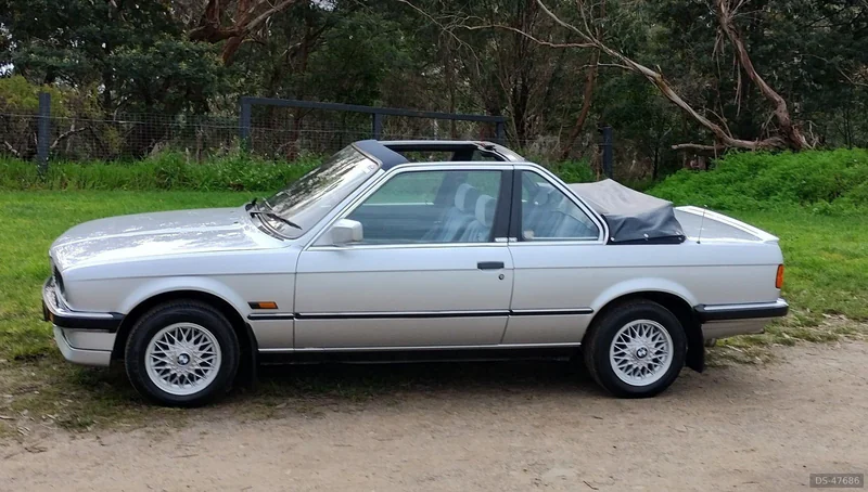 1986 BMW E30 in Banyule 4