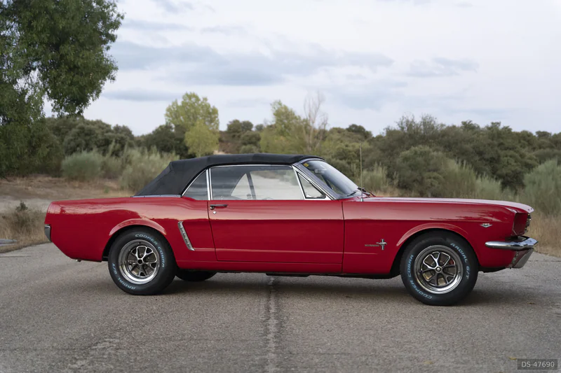 1965 Ford Mustang 289 Descapotable in Madrid 8