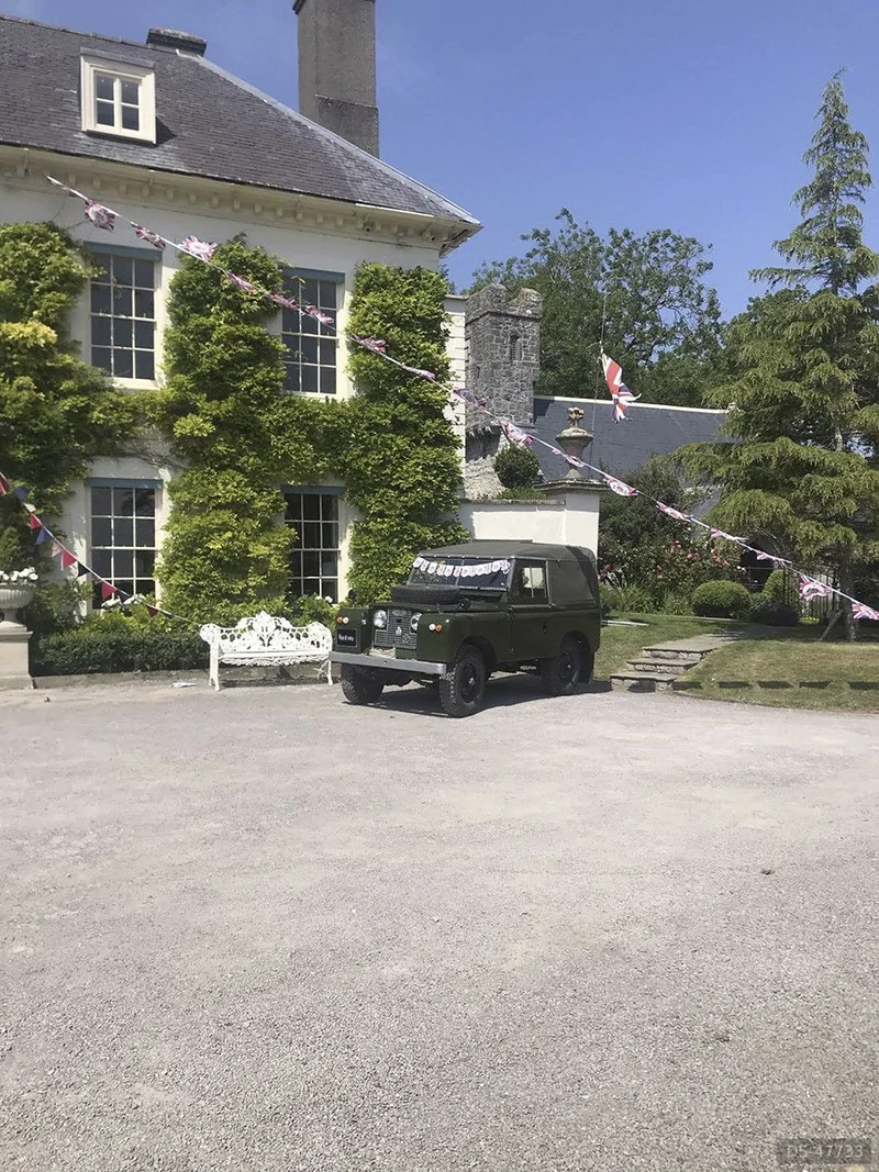 1962 Land Rover Series 2a in Gileston 9