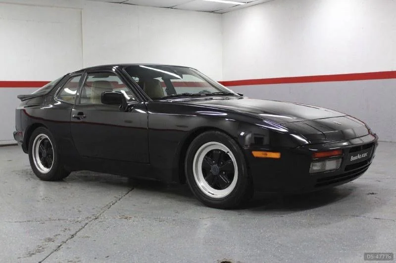 1986 Porsche 944 Turbo in Blackburn 2