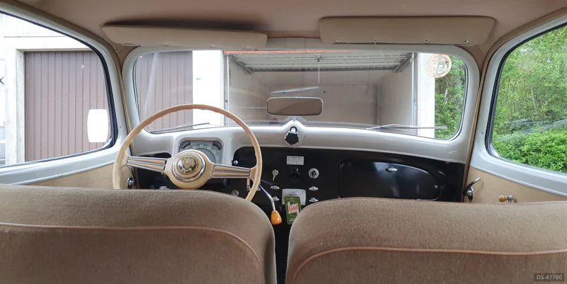 1954 Citroen 11 B in Gümligen 8