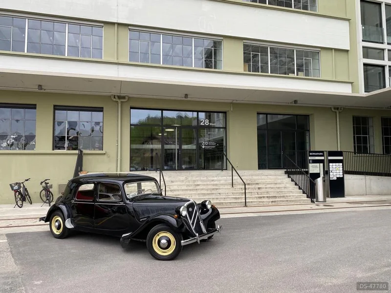 1954 Citroen 11 B in Gümligen 10