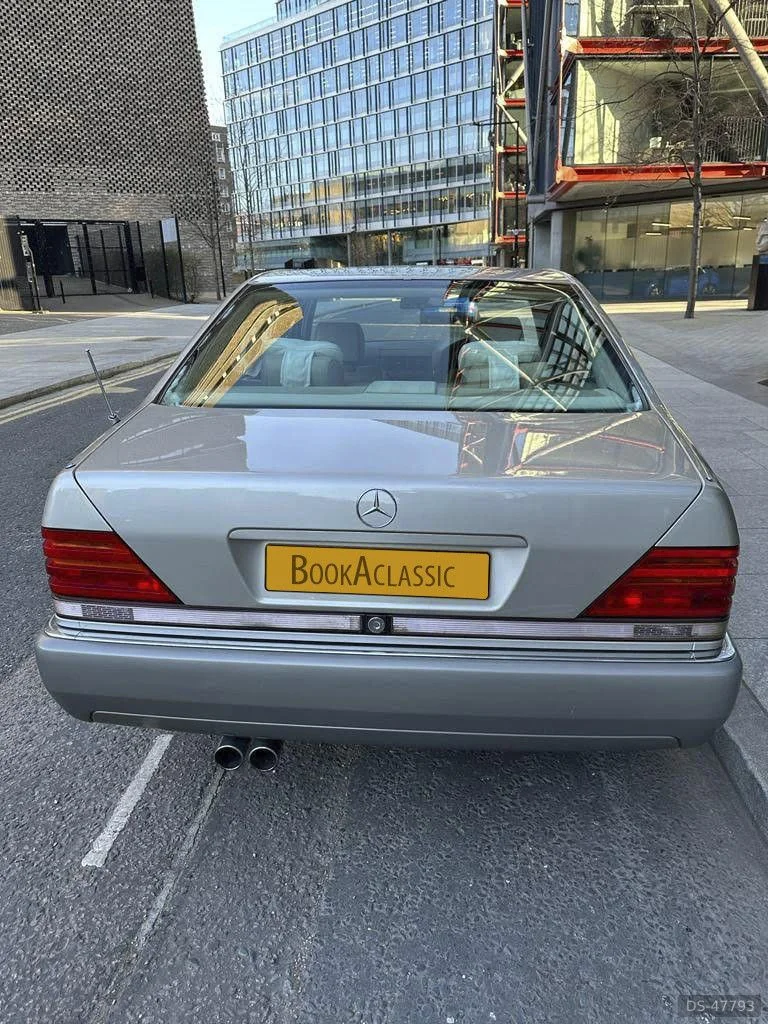 1993 Mercedes-Benz 400se in London 4