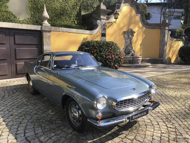 1965 Volvo P1800s in Santo Tirso 1