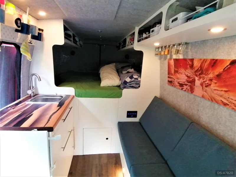 2005 Mercedes-Benz Sprinter in Vancouver 5