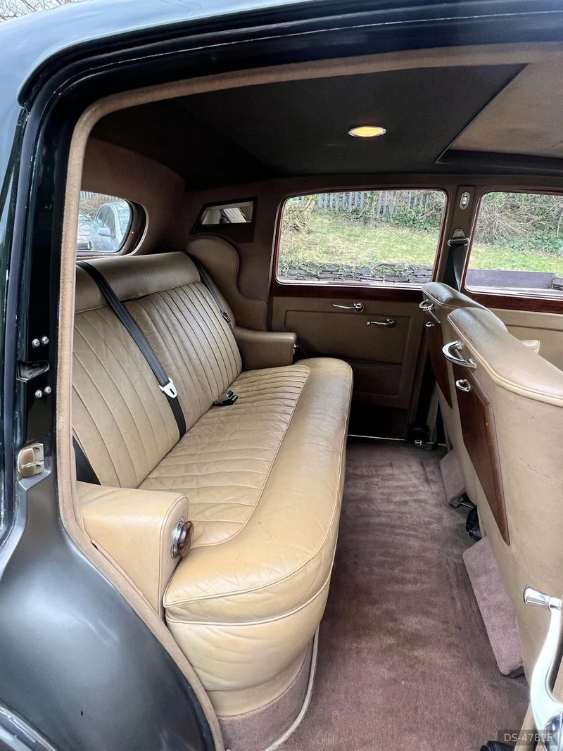 1953 Bentley R Type in Derby 8