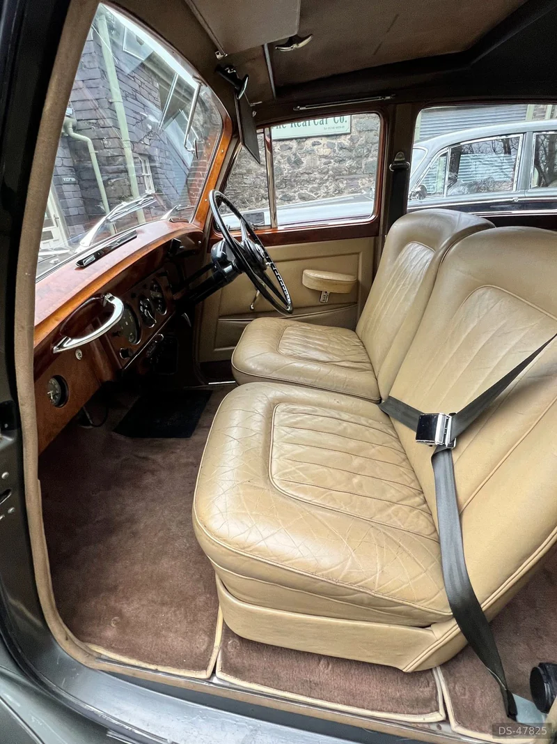 1953 Bentley R Type in Derby 9