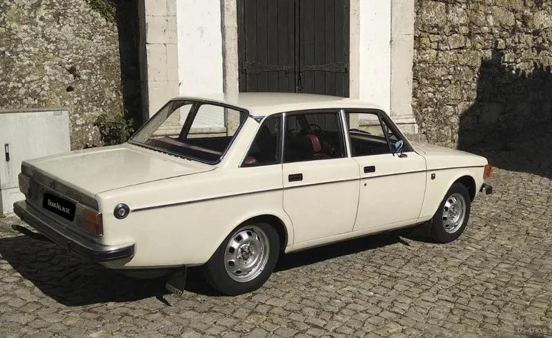 1973 Volvo 144 Deluxe in Ourém 2