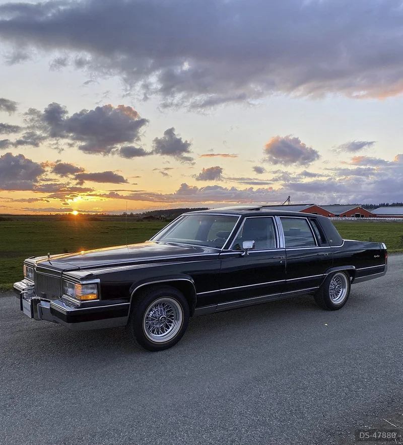 1991 Cadillac Brougham in Vancouver 5