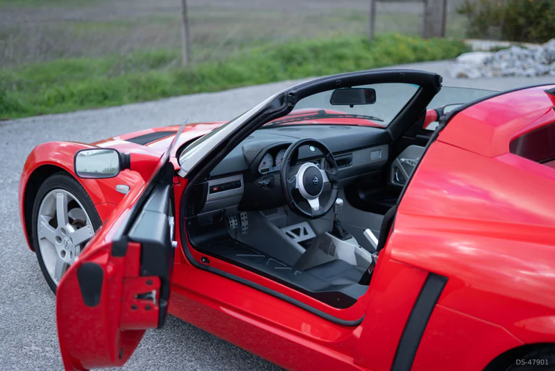 2001 Opel Speedster in évora 4