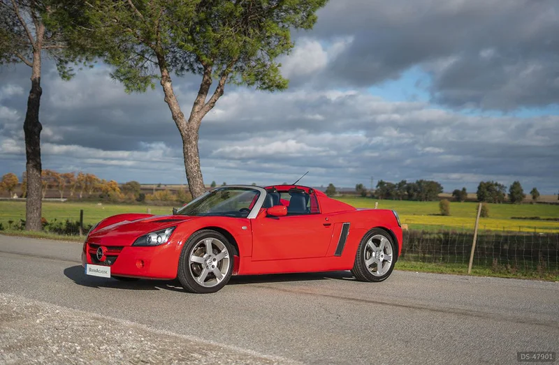 2001 Opel Speedster in évora