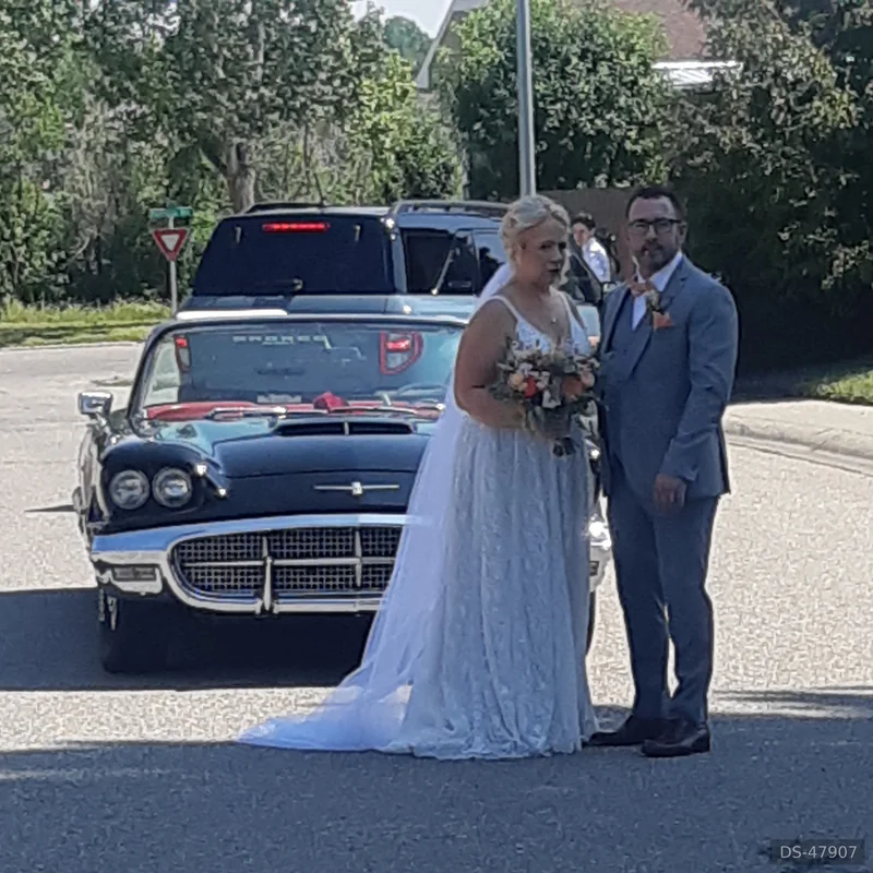 1960 Ford Thunderbird Convertible in Airdrie 5