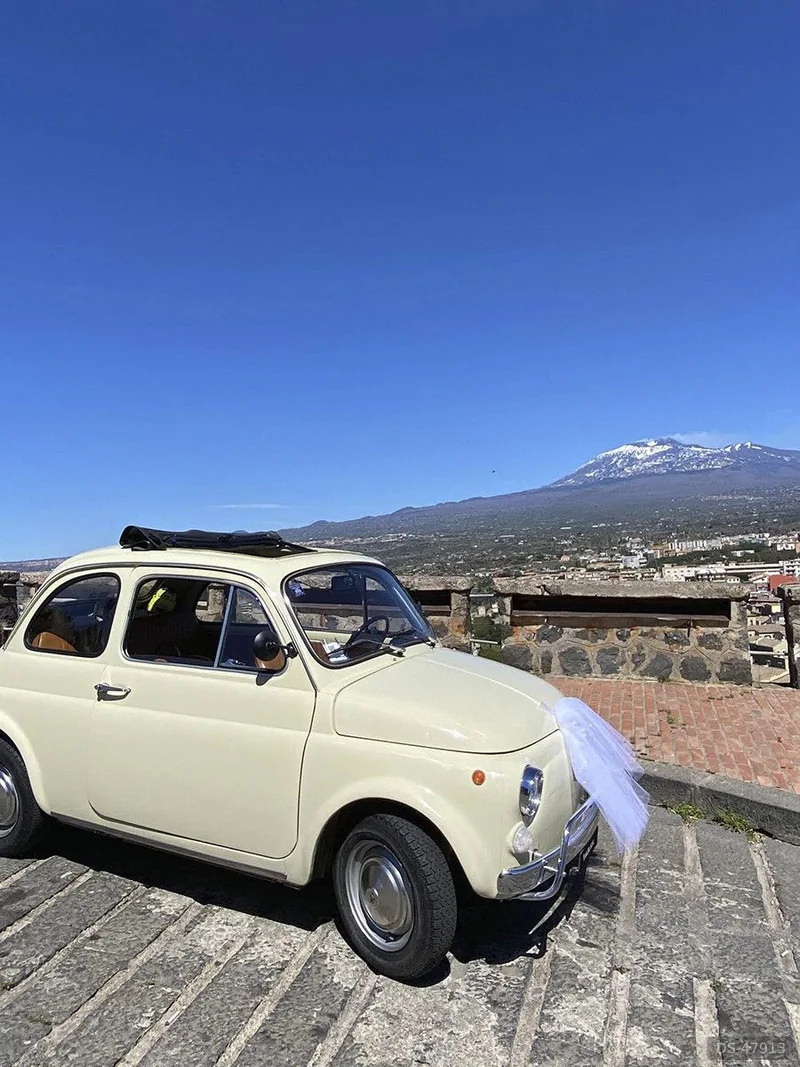 1972 Fiat 500 L in Catania 6