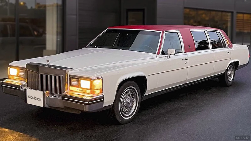 1985 Cadillac Fleetwood in Esposende
