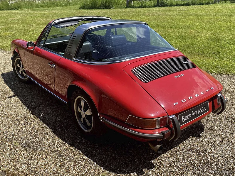 1972 Porsche 911e Targa in London 4