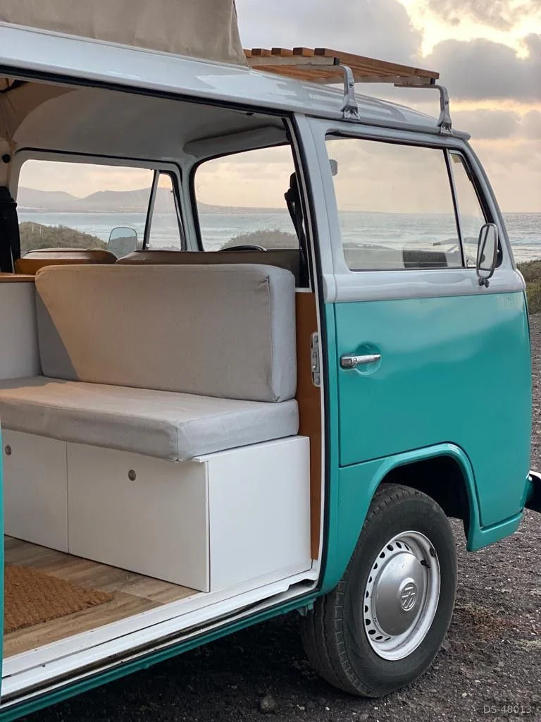 1982 Volkswagen T2 in Arrecife 4