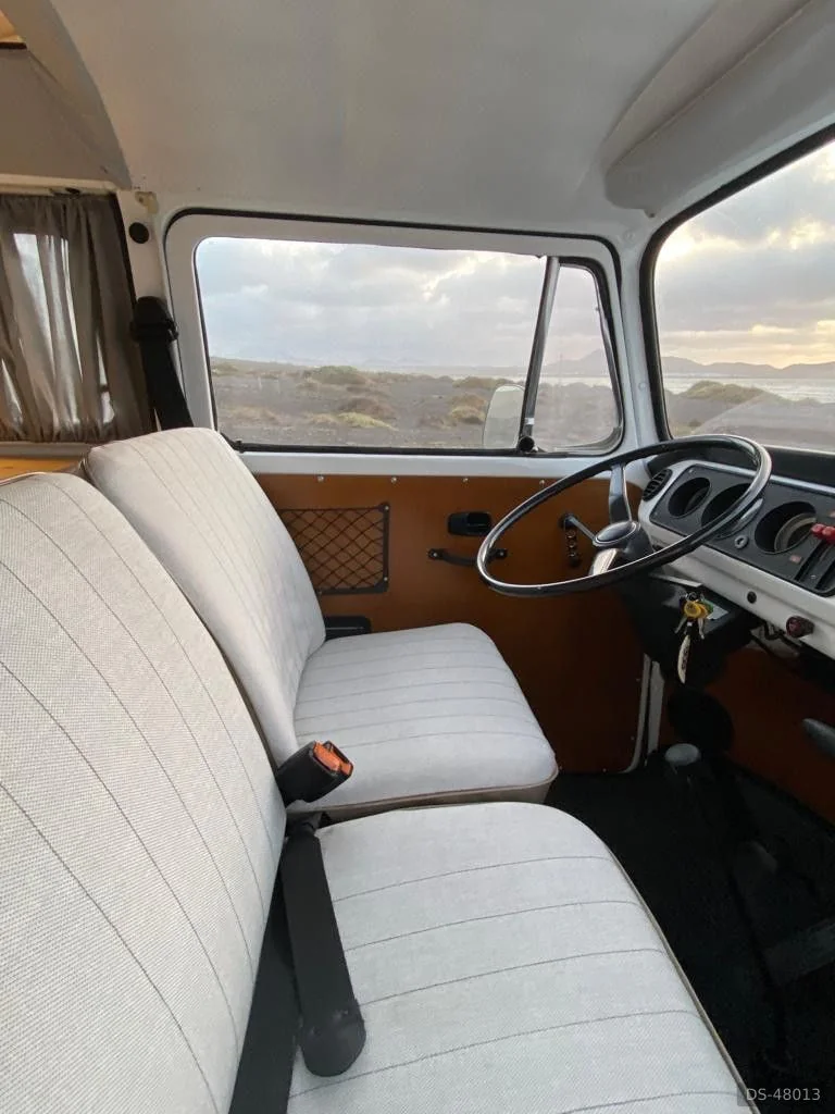 1982 Volkswagen T2 in Arrecife 8