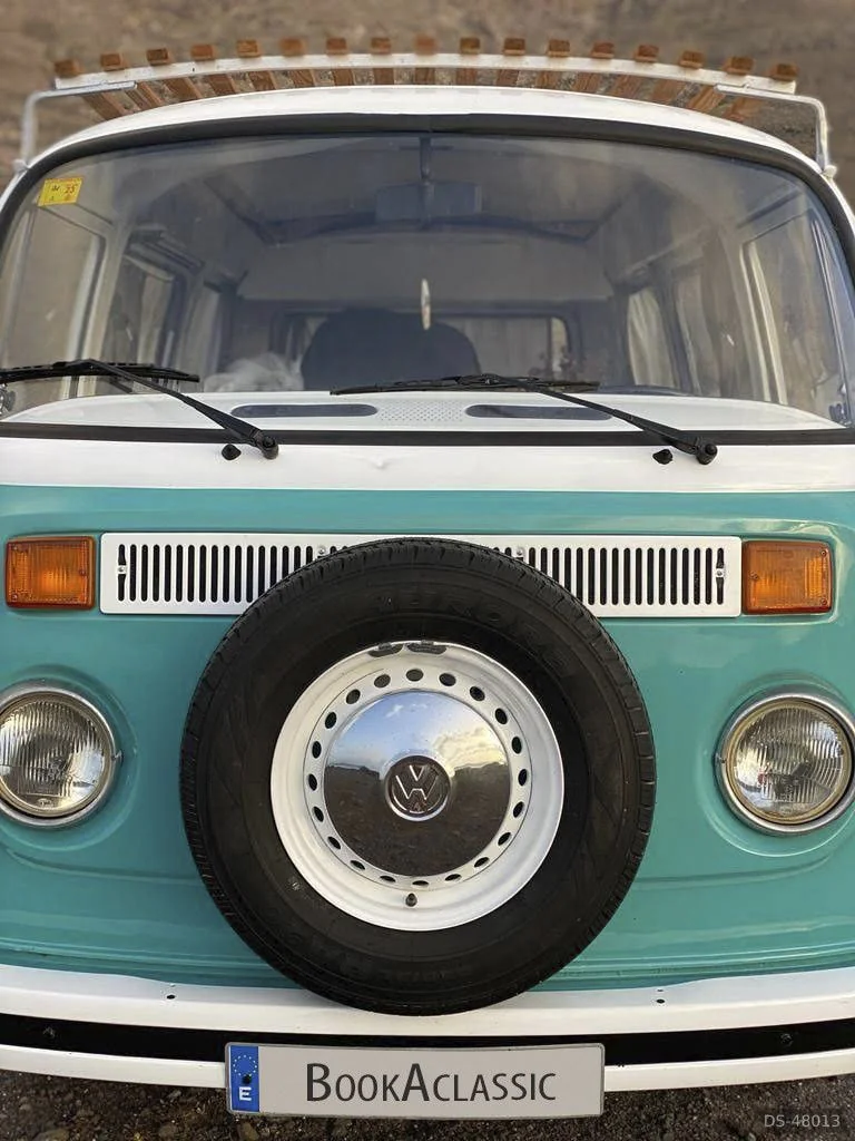 1982 Volkswagen T2 in Arrecife 2