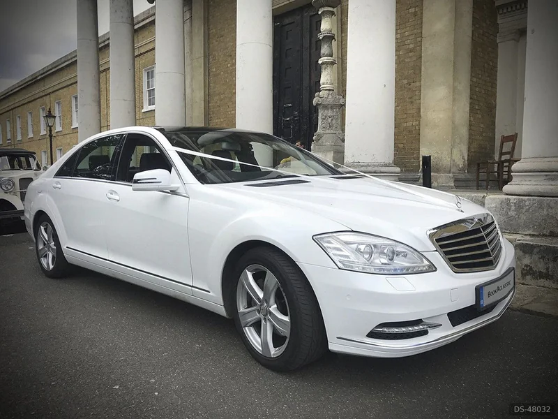 2013 Mercedes-Benz S Class in London 2