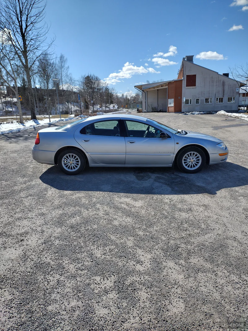 2000 Chrysler 300m in Rönninge 4