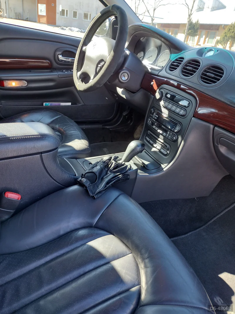 2000 Chrysler 300m in Rönninge 8