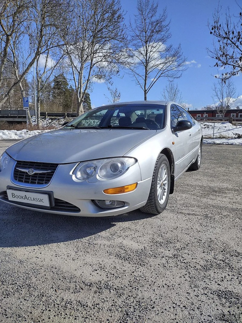 2000 Chrysler 300m in Rönninge